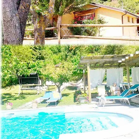 Agriturismo Bio La Tana Del Lele * Serra San Quirico